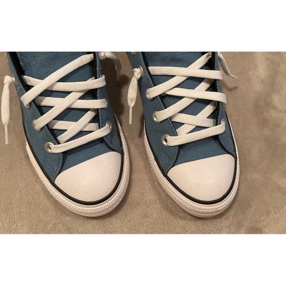 Converse sneakers blue chuck taylor size 6 - Picture 2 of 5